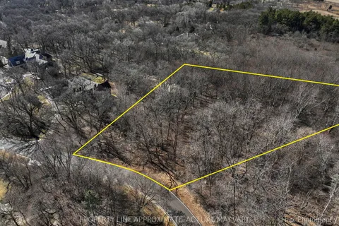 $375,000 | 21260 North Prestwick Drive, Barrington, IL 60010