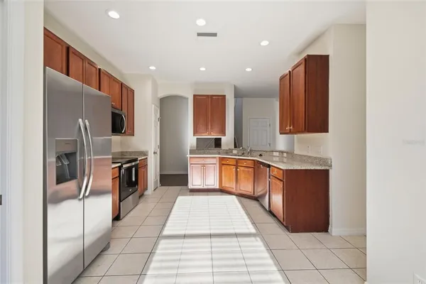 $419,900 | 437 Dunaway Drive, Valrico, FL 33594
