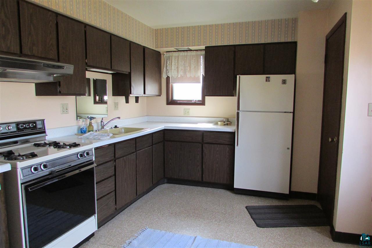 729 3rd Street Proctor, MN 55810 - Photo 6 of 22 Kitchen