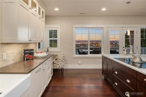 $4,693,000 | 6016 Princeton Avenue Northeast, Seattle, WA 98115