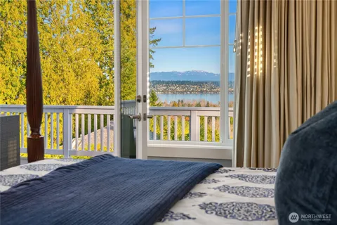 $4,200,000 | 6016 Princeton Avenue Northeast, Seattle, WA 98115