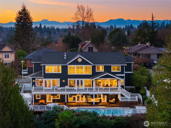 $4,693,000 | 6016 Princeton Avenue Northeast, Seattle, WA 98115