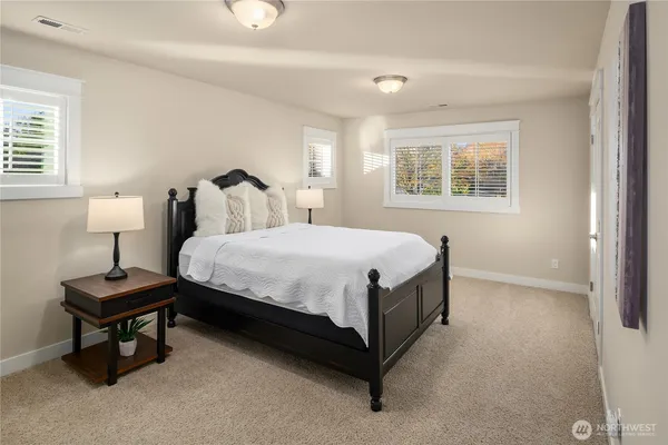 $4,693,000 | 6016 Princeton Avenue Northeast, Seattle, WA 98115