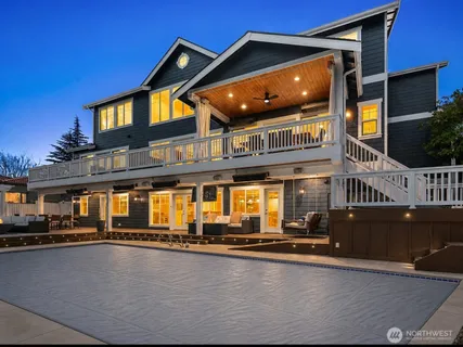 $4,200,000 | 6016 Princeton Avenue Northeast, Seattle, WA 98115