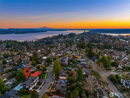 $4,693,000 | 6016 Princeton Avenue Northeast, Seattle, WA 98115