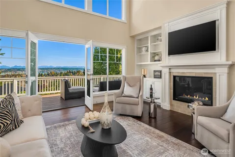 $4,200,000 | 6016 Princeton Avenue Northeast, Seattle, WA 98115