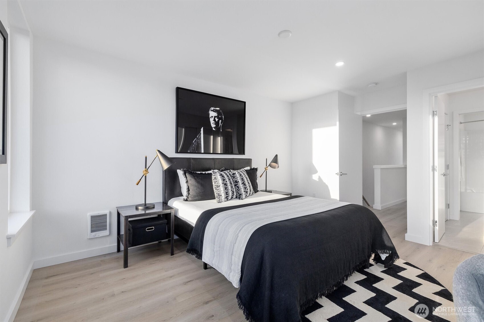 6608 Carleton Avenue South, Unit B Seattle, WA 98108 - Photo 16 of 31