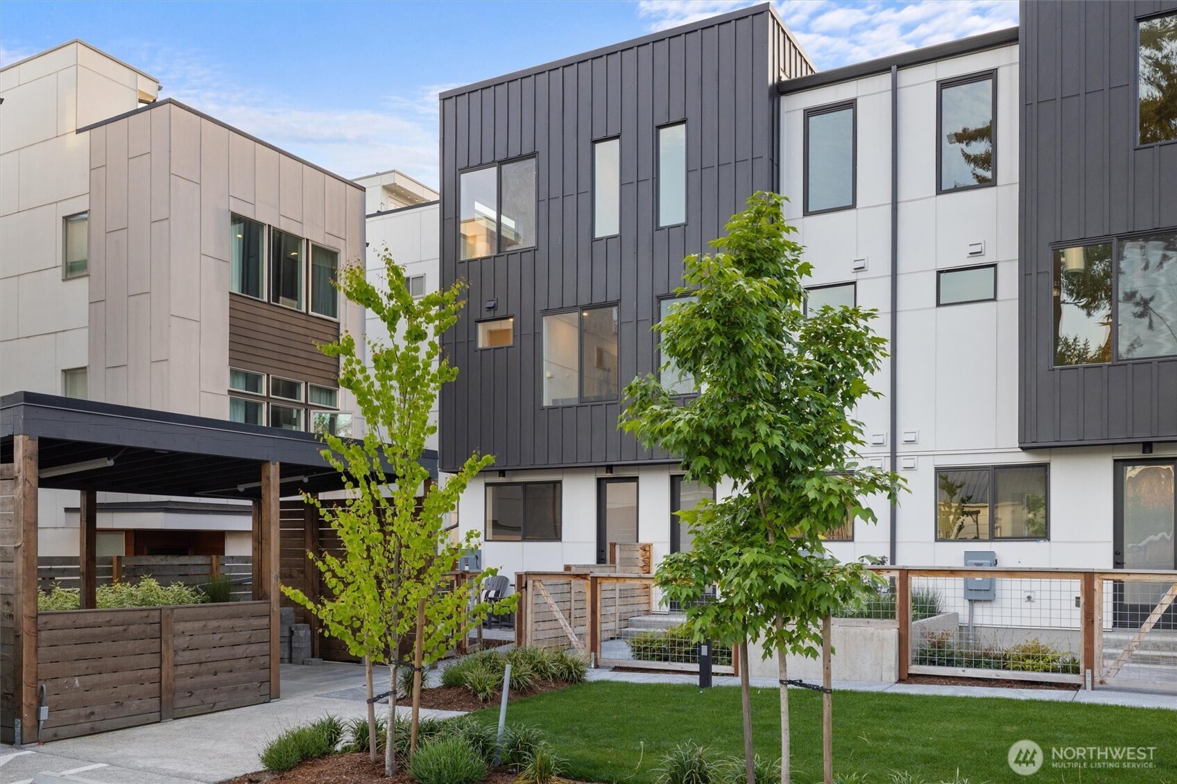 6608 Carleton Avenue South, Unit B Seattle, WA 98108 - Photo 30 of 31