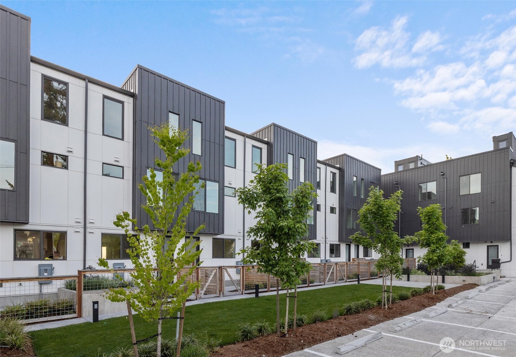 6608 Carleton Avenue South, Unit B Seattle, WA 98108 - Photo 31 of 31