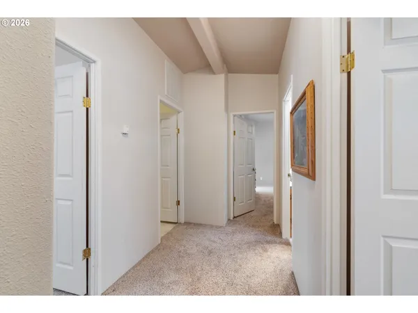 $365,000 | 370 Anchor Avenue East, Depoe Bay, OR 97341