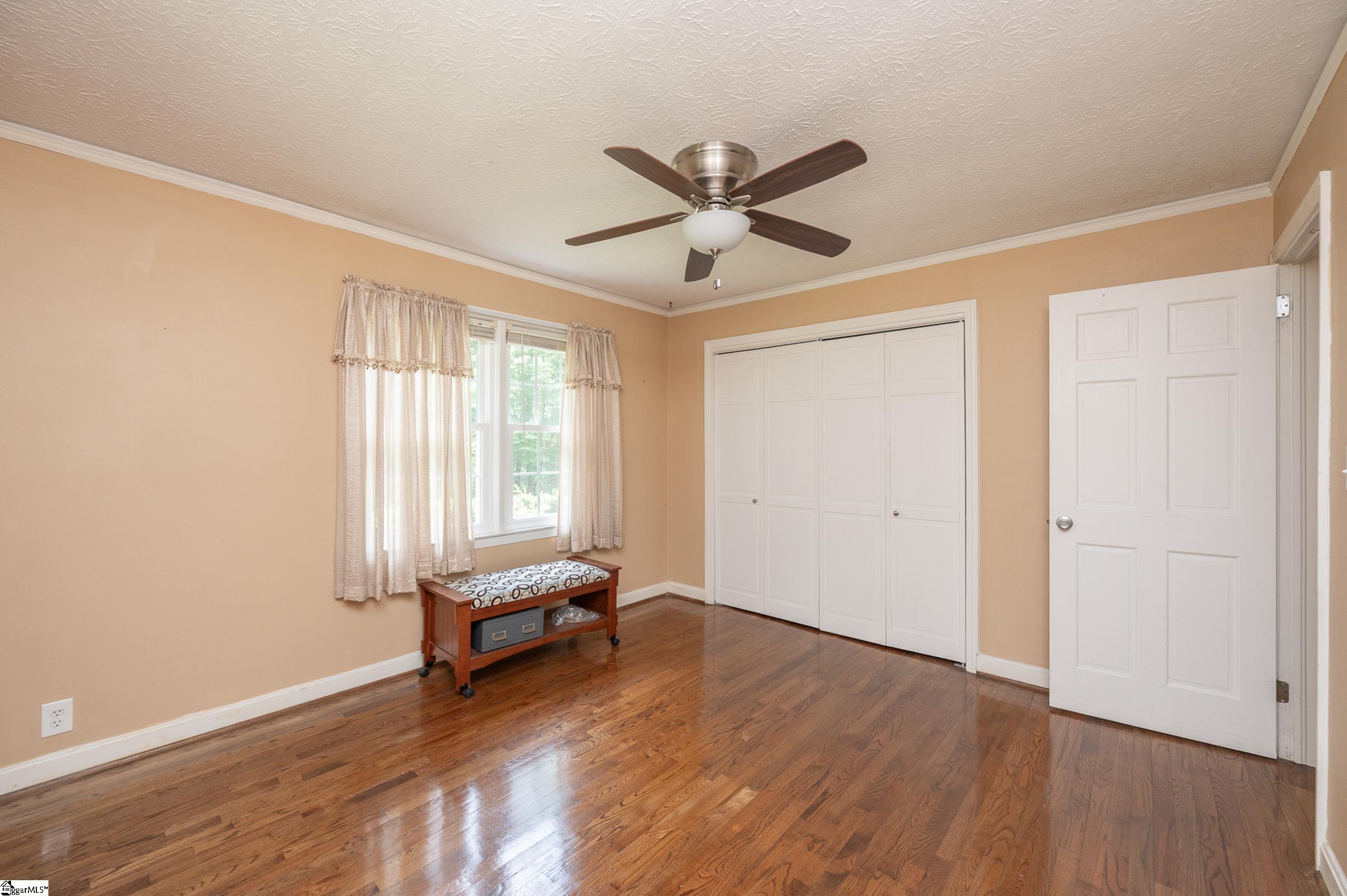 116 Sycamore Drive Marietta, SC 29661 - Photo 19 of 37