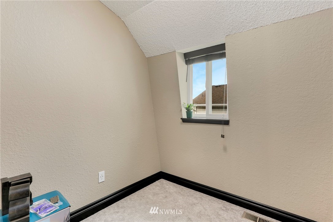 1421 West Casino Road, Unit A22 Everett, WA 98204 - Photo 19 of 22