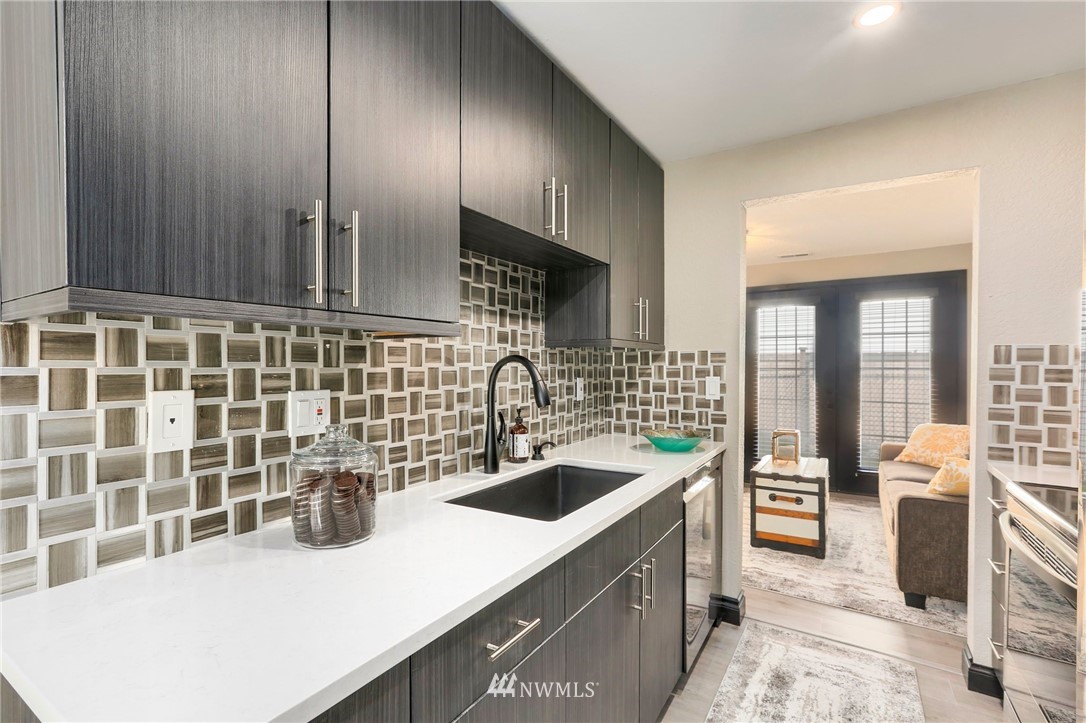 1421 West Casino Road, Unit A22 Everett, WA 98204 - Photo 7 of 22