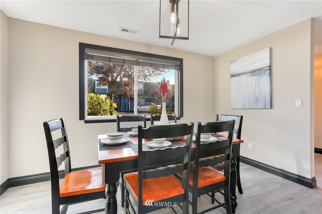 1421 West Casino Road, Unit A22 Everett, WA 98204 - Photo 10 of 22
