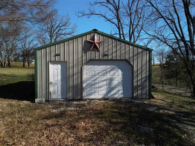 $365,000 | 12305 M- Ad Hwy Mountain Grove, Mountain Grove, MO 65711