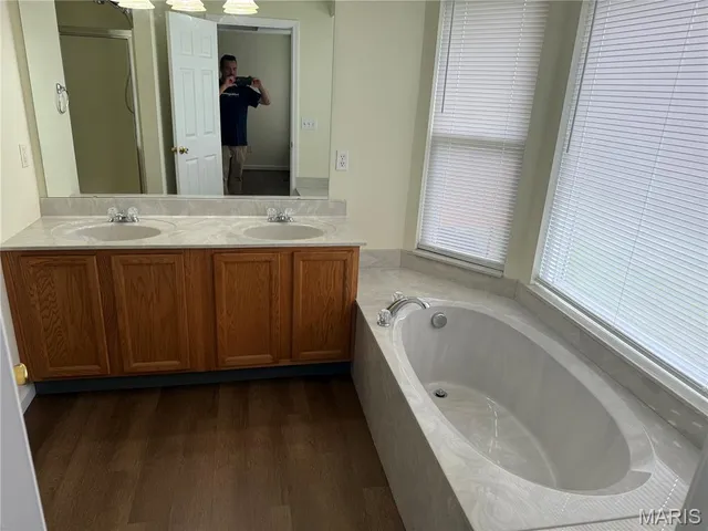 $295,000 | 54 Hickory Circle, Union, MO 63084