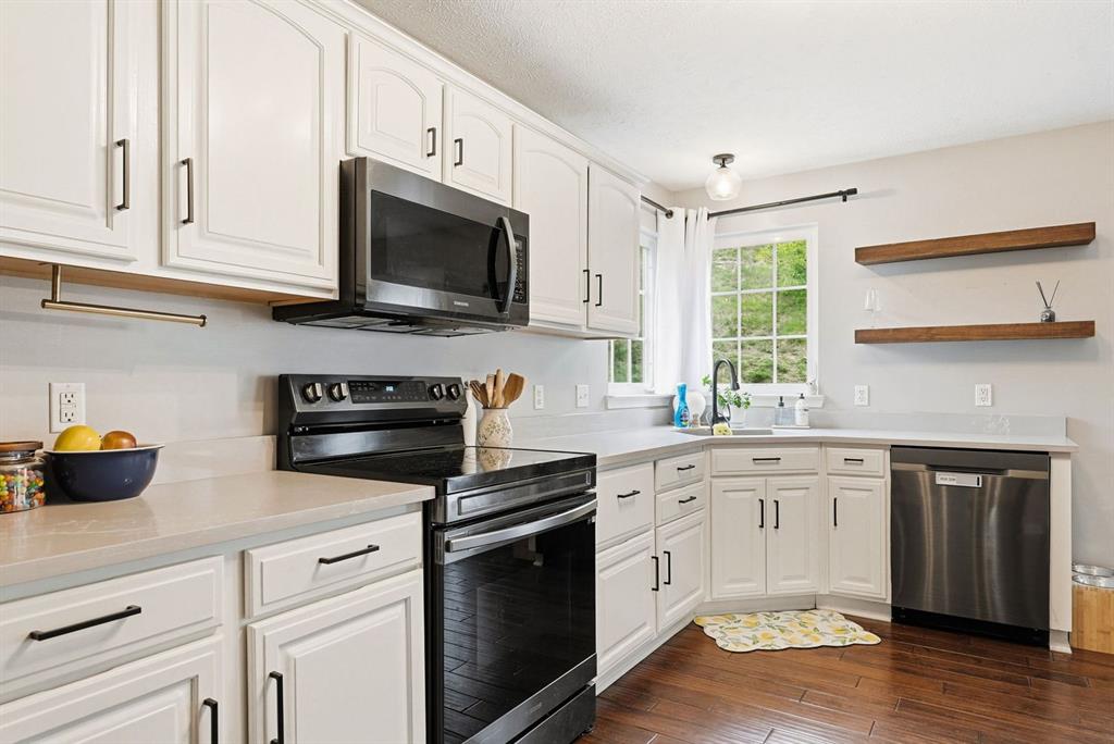 220 Maple Ridge Drive Canonsburg, PA 15317 - Photo 17 of 37