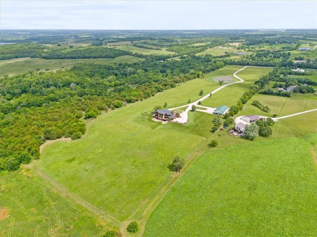 521 North 1450th Road Lawrence, KS 66049 - Photo 12 of 96