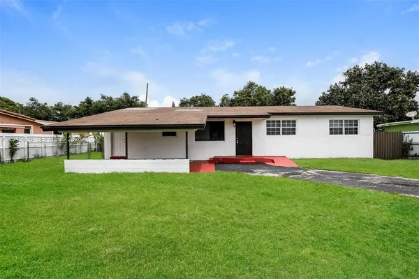 $3,360 | 4115 Northwest 185th Street, Miami Gardens, FL 33055