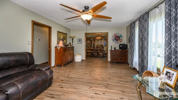 $825,000 | 8155 34th Avenue Southeast, Wishek, ND 58495