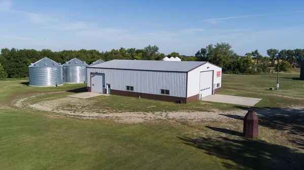 $825,000 | 8155 34th Avenue Southeast, Wishek, ND 58495