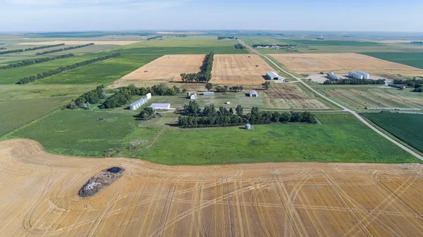 $825,000 | 8155 34th Avenue Southeast, Wishek, ND 58495