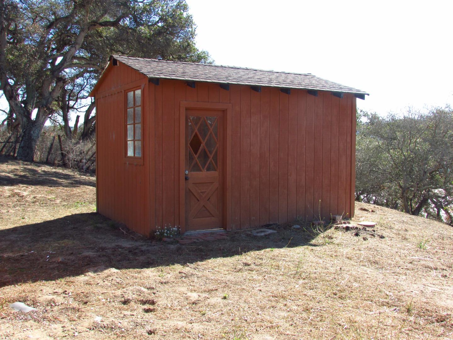3355 Conant Lane Watsonville, CA 95076 - Photo 31 of 52 a backyard of a house