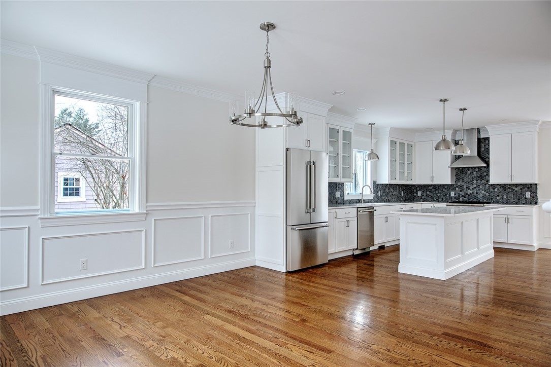 18 Mayfield Road Barrington, RI 02806 - Photo 11 of 37