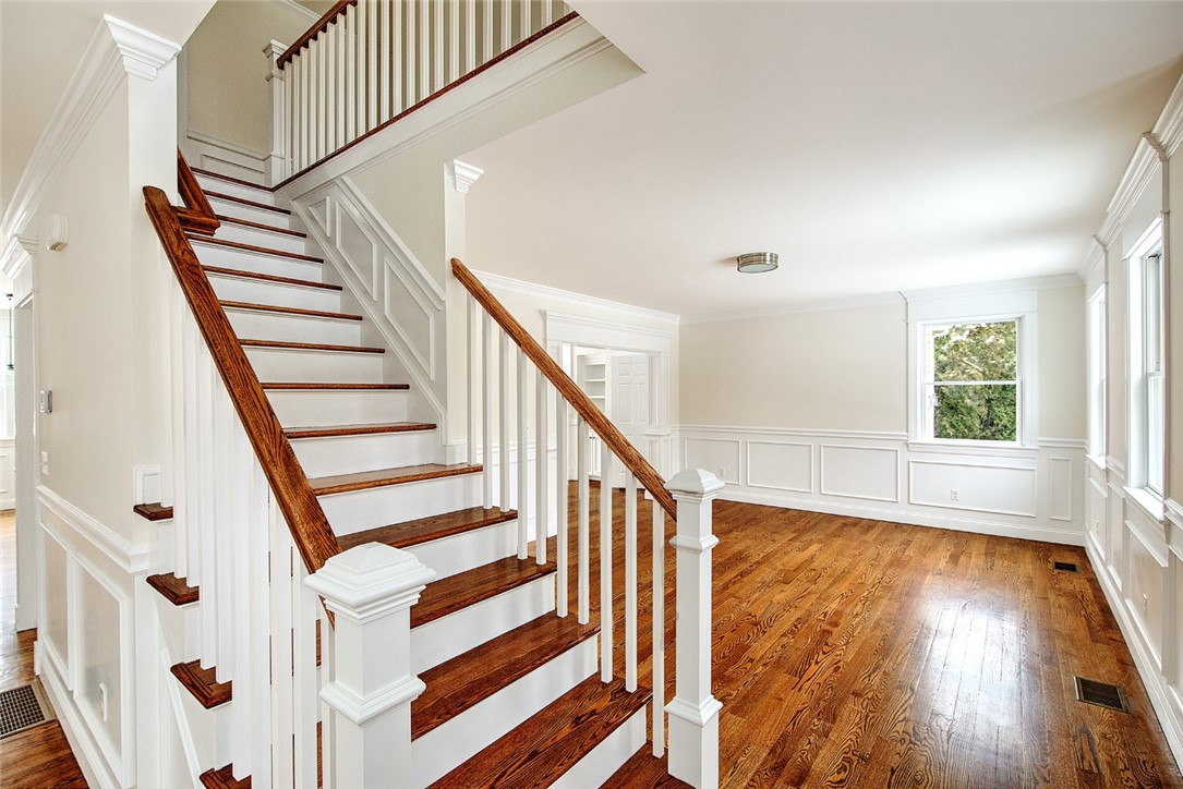 18 Mayfield Road Barrington, RI 02806 - Photo 17 of 37