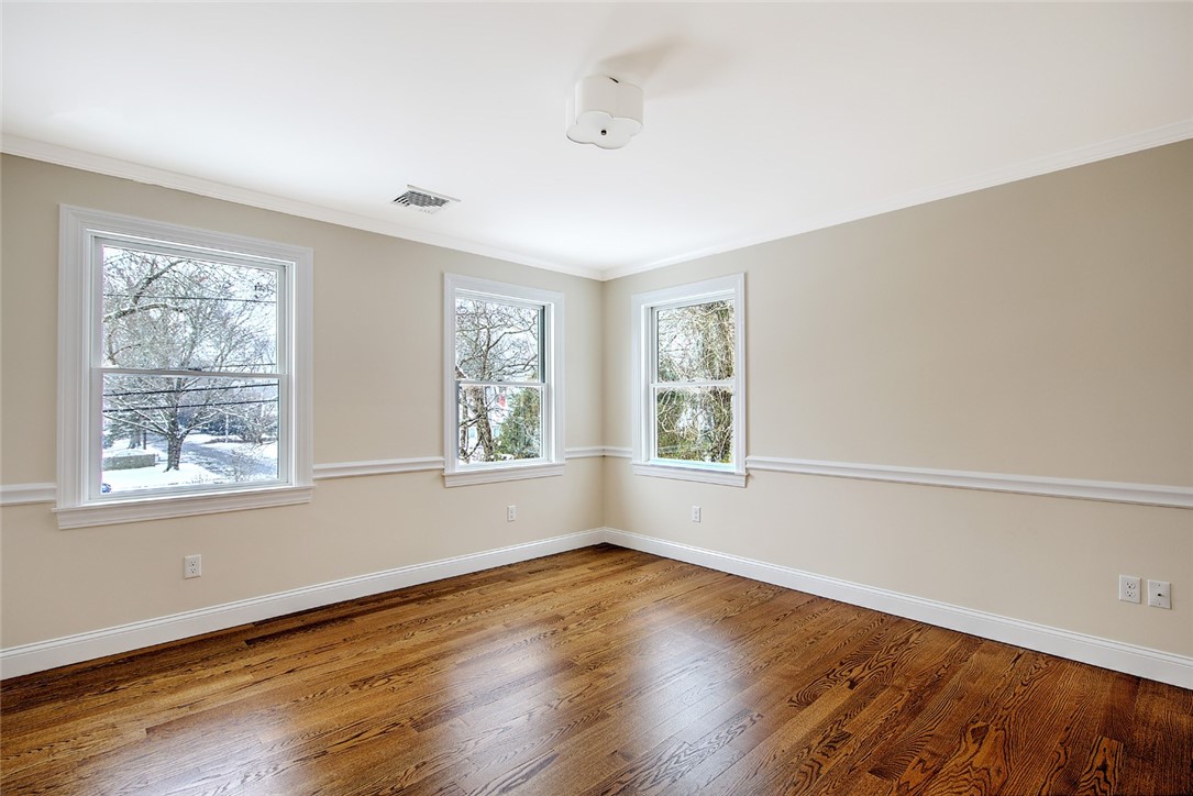 18 Mayfield Road Barrington, RI 02806 - Photo 30 of 37