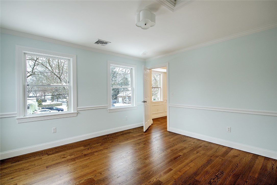 18 Mayfield Road Barrington, RI 02806 - Photo 33 of 37 Bed #4