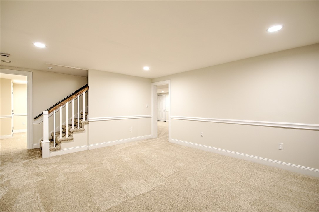 18 Mayfield Road Barrington, RI 02806 - Photo 35 of 37 game room