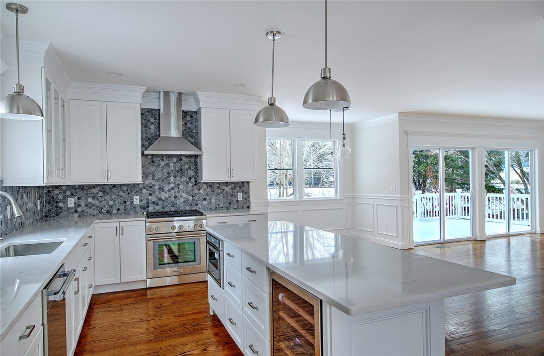 18 Mayfield Road Barrington, RI 02806 - Photo 6 of 37