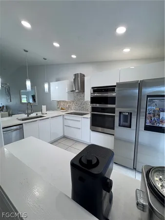 a view of a tennis court