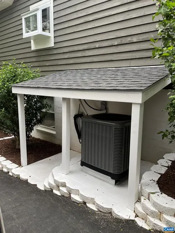 $575,000 | 716 Preddy Creek Road, Barboursville, VA 22923