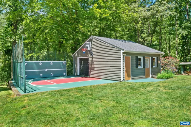 $575,000 | 716 Preddy Creek Road, Barboursville, VA 22923