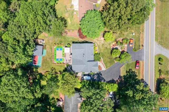 $575,000 | 716 Preddy Creek Road, Barboursville, VA 22923