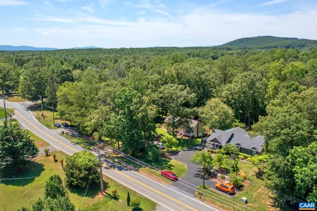$575,000 | 716 Preddy Creek Road, Barboursville, VA 22923