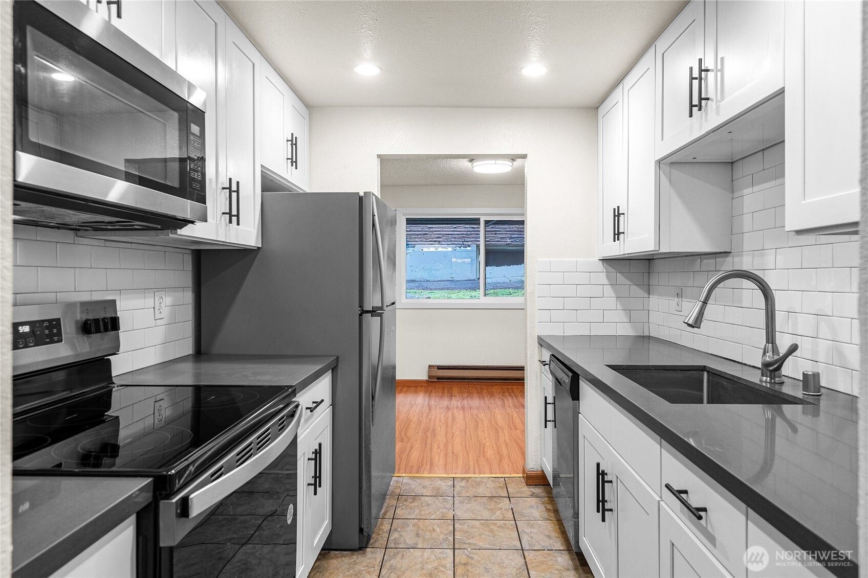 1515 12th Avenue South, Unit 105 Seattle, WA 98144 - Photo 15 of 39