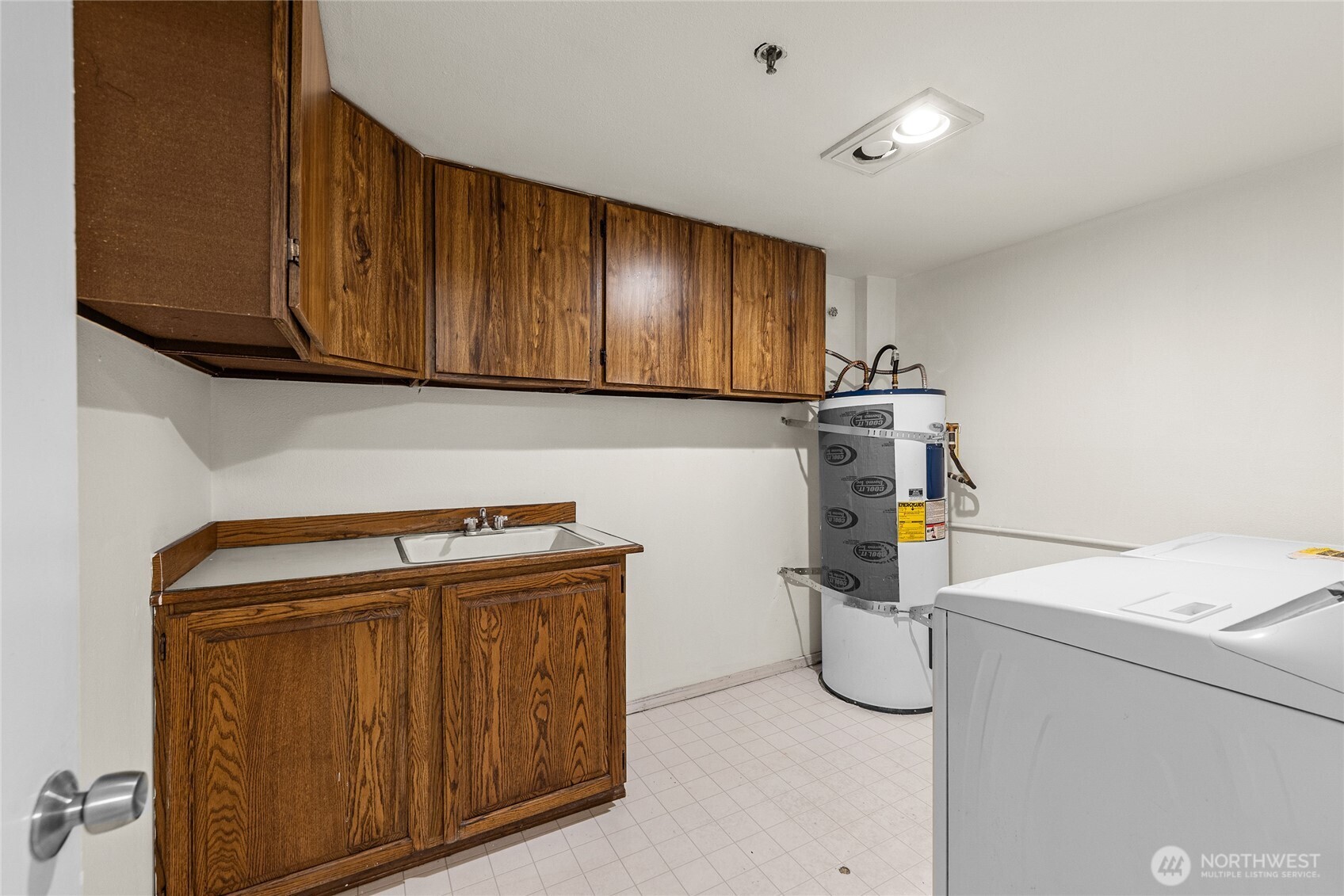 1515 12th Avenue South, Unit 105 Seattle, WA 98144 - Photo 24 of 39