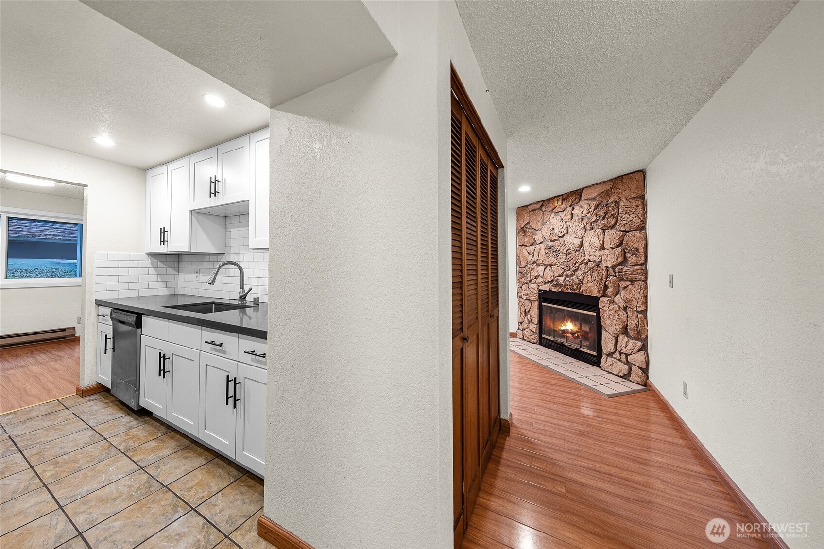 1515 12th Avenue South, Unit 105 Seattle, WA 98144 - Photo 9 of 39