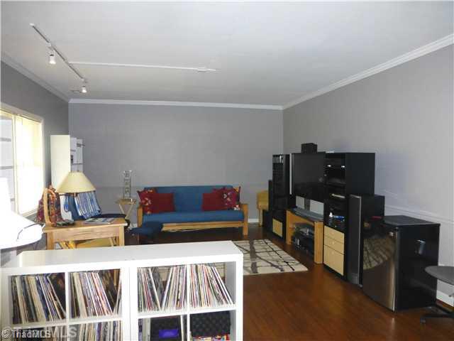 5008 Golden Acres Road Oak Ridge, NC 27310 - Photo 13 of 16 Den/Family/Great Room.