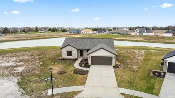 $369,900 | 1384 Zenos Boulevard, Fort Wayne, IN 46818