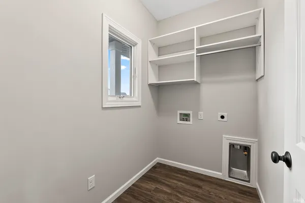 $369,900 | 1384 Zenos Boulevard, Fort Wayne, IN 46818