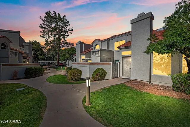 $4,000 | 1717 East Union Hills Drive, Unit 1052, Phoenix, AZ 85024