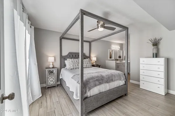 $4,000 | 1717 East Union Hills Drive, Unit 1052, Phoenix, AZ 85024