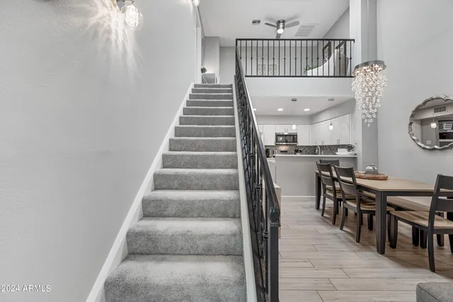 $4,000 | 1717 East Union Hills Drive, Unit 1052, Phoenix, AZ 85024