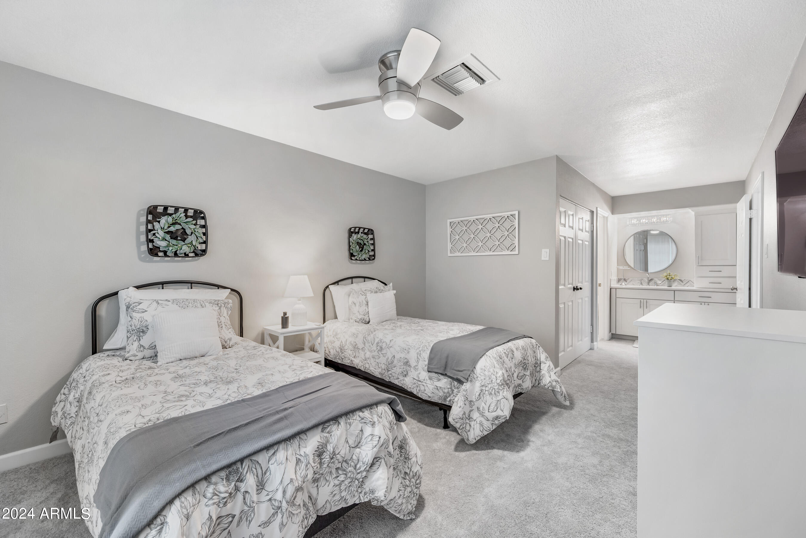 1717 East Union Hills Drive, Unit 1052 Phoenix, AZ 85024 - Photo 41 of 47 41-1717EUHD1052-ocupix 3-8