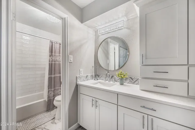 $4,000 | 1717 East Union Hills Drive, Unit 1052, Phoenix, AZ 85024