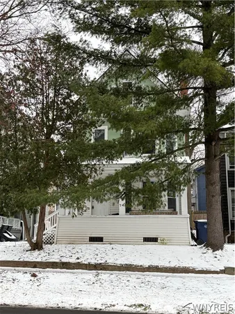 $1,100 | 74 Genesee Street, Lockport City, NY 14094
